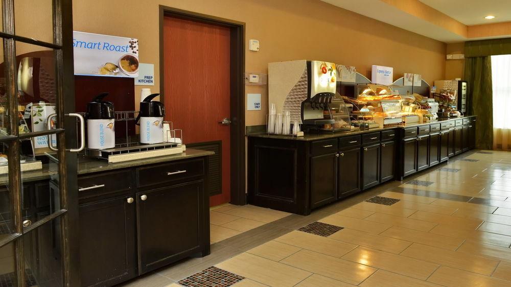 Holiday Inn Express Baton Rouge North By Ihg Zachary Exterior foto
